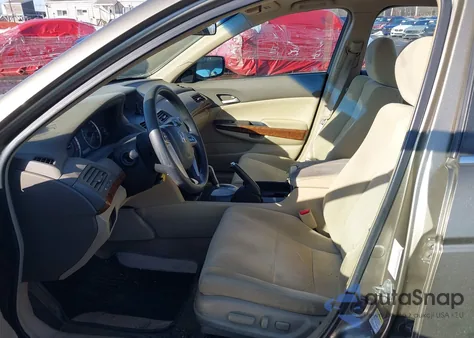 2008 Honda Accord 2.4 Ex z USA, uszkodzony, nr VIN 1HGCP26708A092033